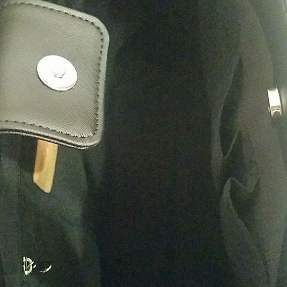 *Like New* Large Black Nautica Nylon Tote PERFECT FOR POOLSIDE OR SEASIDE! - Picture 3 of 3